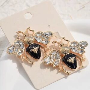 Vintage Bee Stud Earrings Gold Tone with Crystal Rhinestone Wings